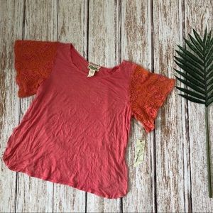 Gimmicks by BKE Top Size Small - Like New Condition/ No Tag